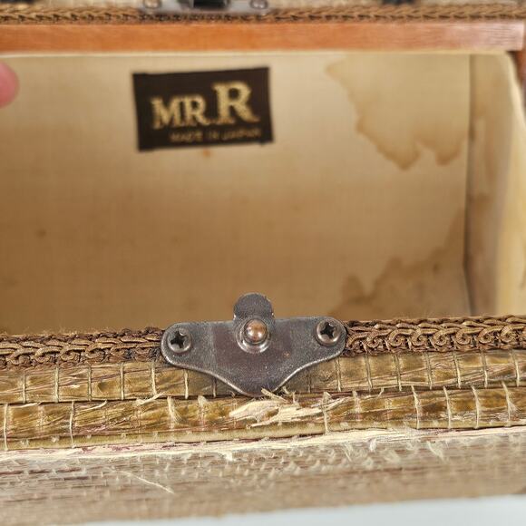 Vintage wooden box top handle trapezoid purse upcycle crafts 8.5 x 5.5 x 2.75 - Picture 6 of 7